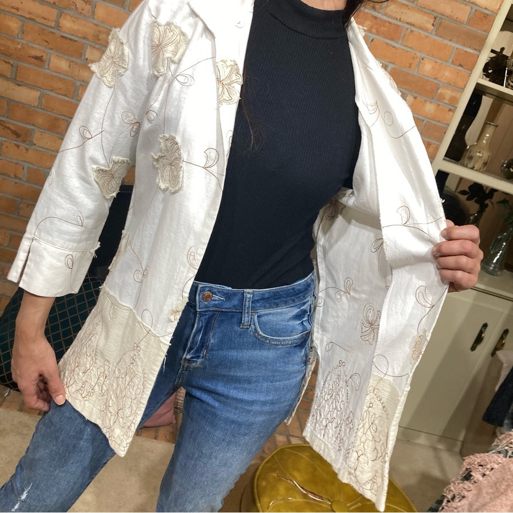 Connie’s Light Moon Ivory Tan Embroidered Oversized Open Jacket 100% Linen Sz S